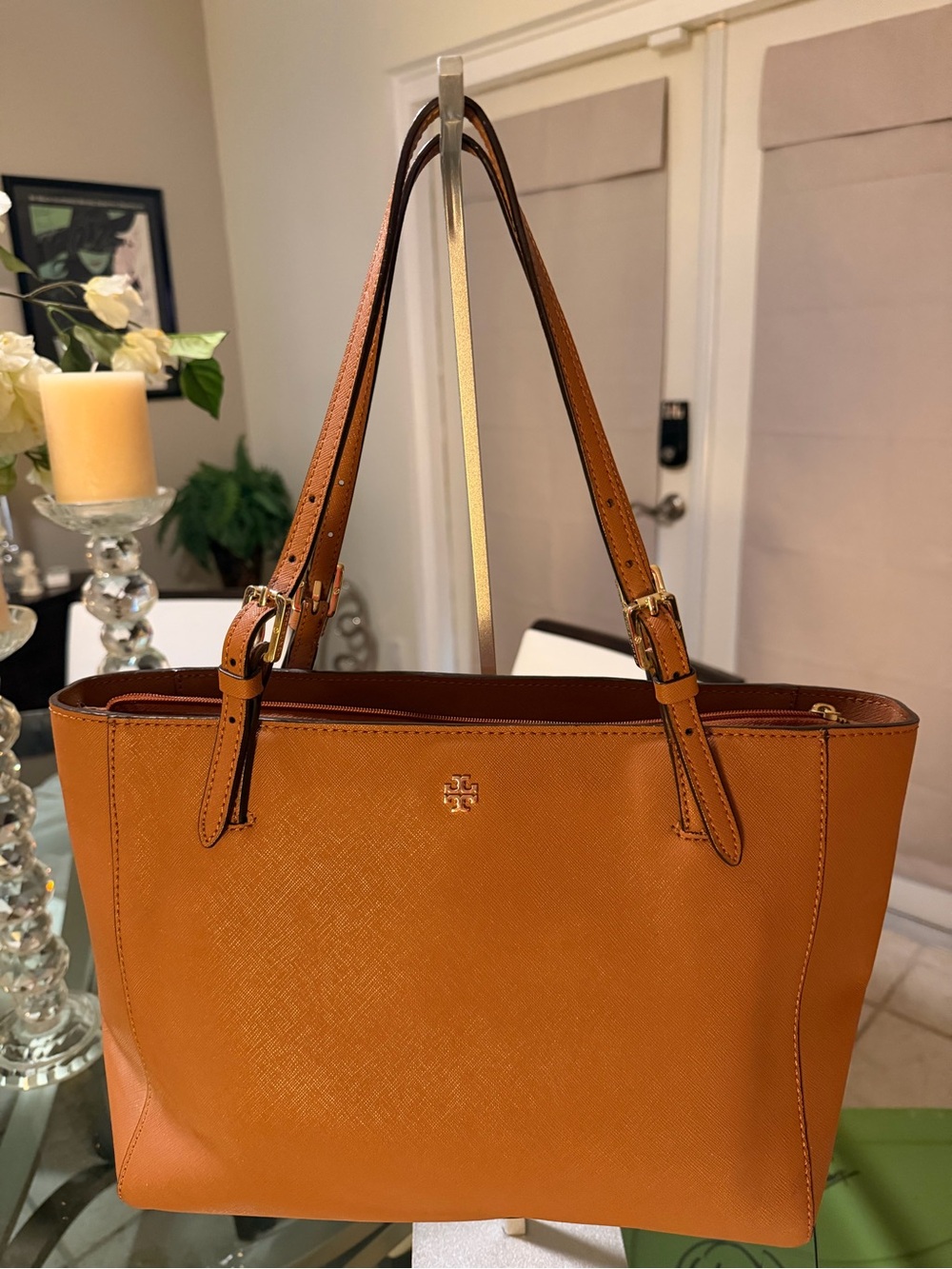 Excellent Condition!! Tory Burch Tote 👜